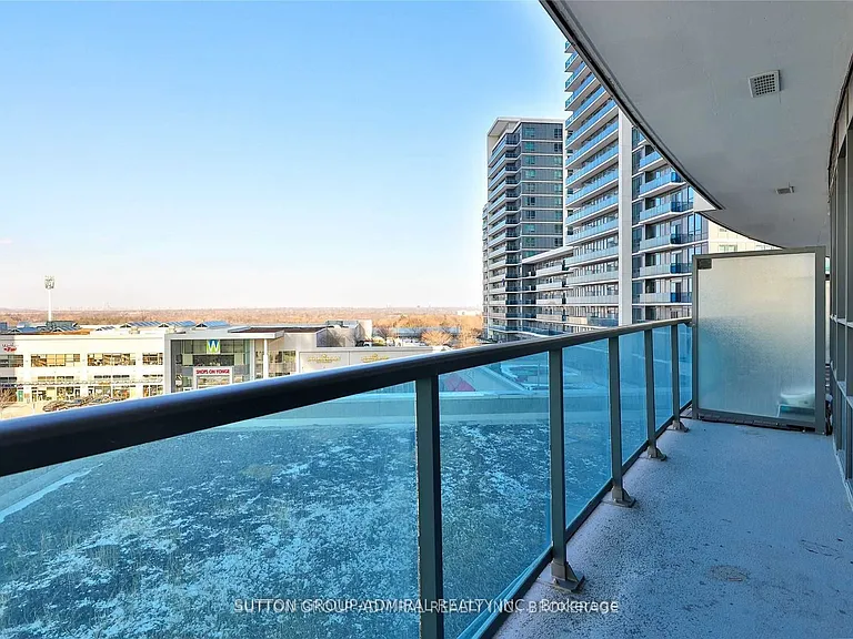 7171 Yonge St #405 — Photo 23