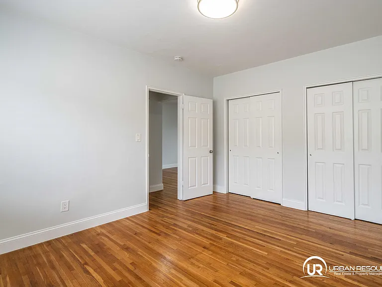 8330 Byron Ave #7 — Photo 14