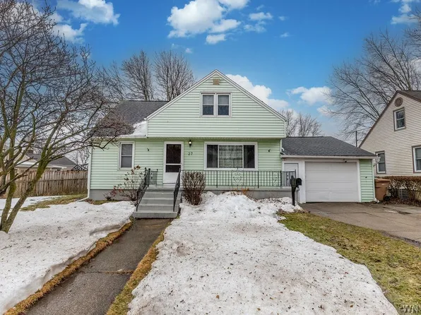 27 N Park Ave, Cheektowaga, NY 14225