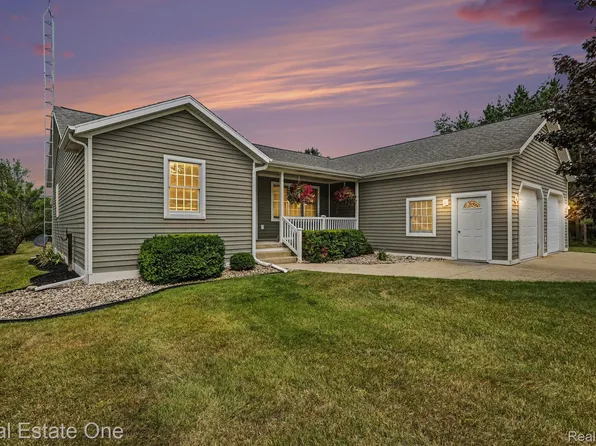 3690 Densmore Rd, Caro, MI 48723