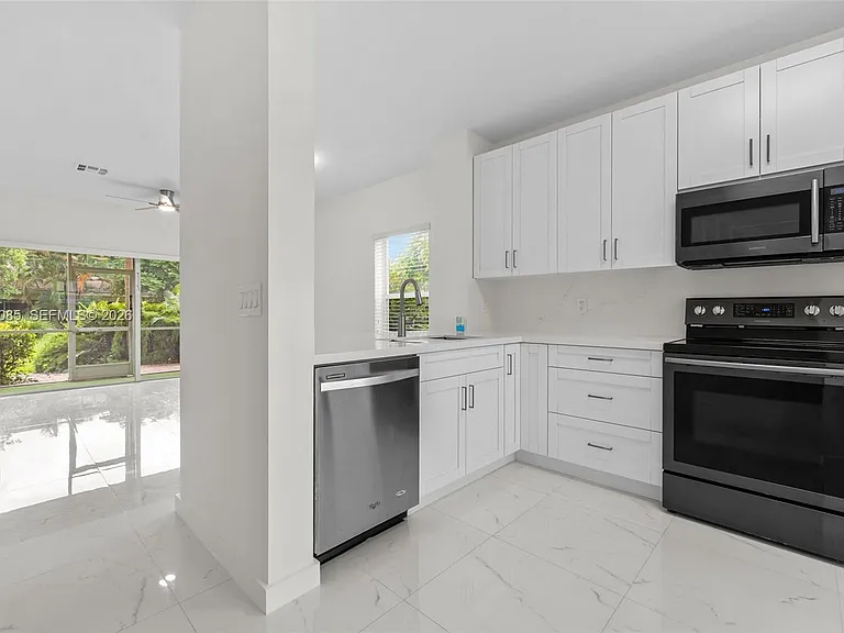 12133 SW 3rd St #12133 — Photo 4