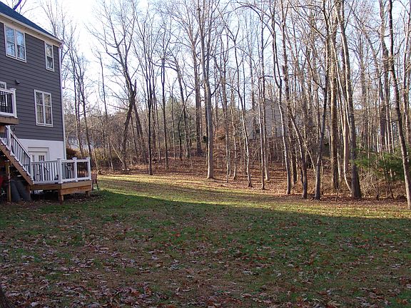 3rd image of 6278 Millwood Dr