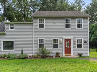100 Bushy Hill Rd, Granby, CT 06035