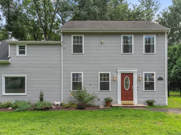 100 BUSHY HILL Road, Granby, CT 06035