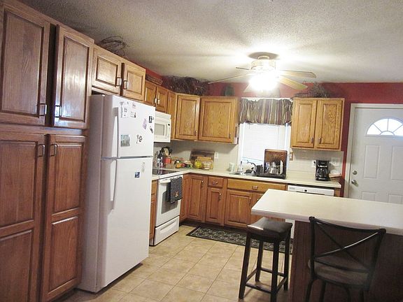 4th image of 1311 N Franklin St