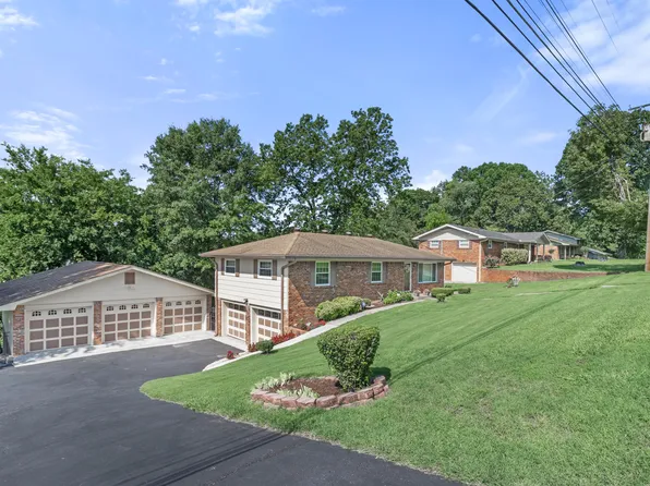 4310 Tee Pee Dr, Chattanooga, TN 37406
