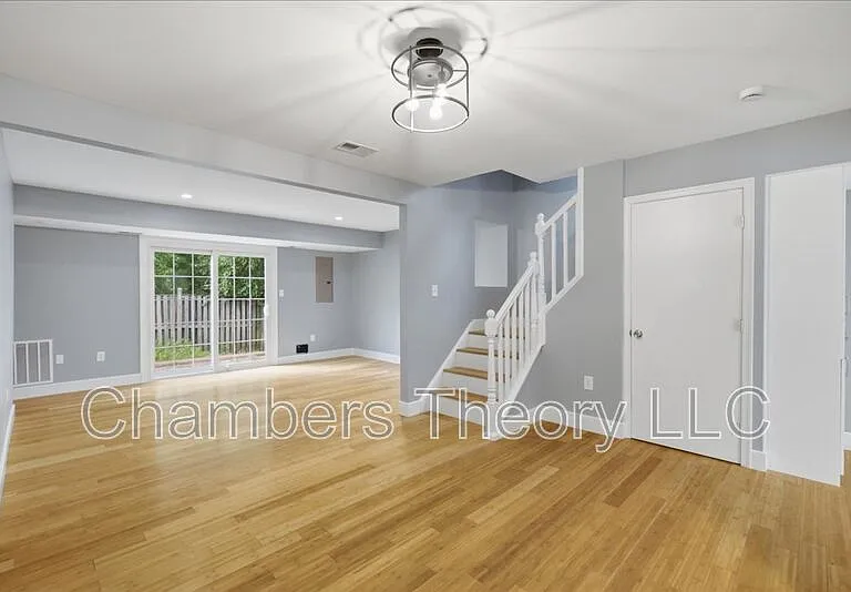 5713 Independence Cir — Photo 5