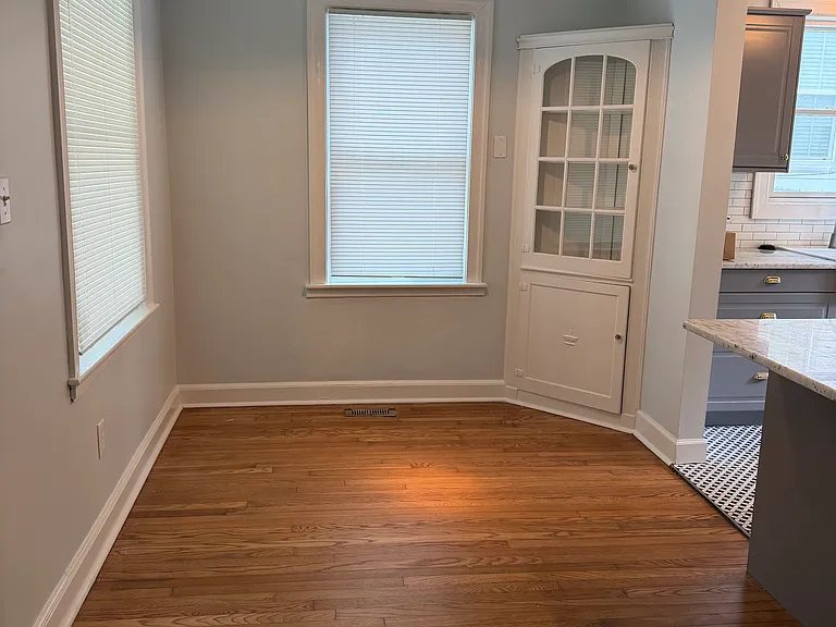 401 S Reese St — Photo 17
