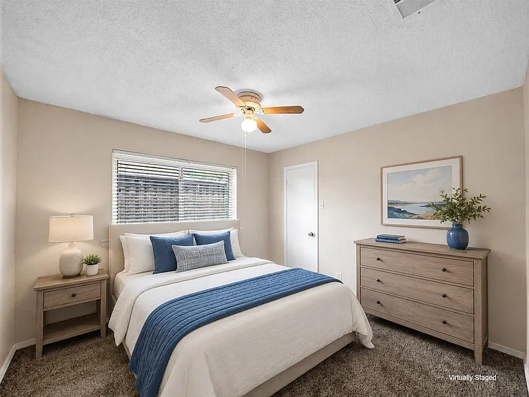 422 Woodhollow Dr — Photo 22