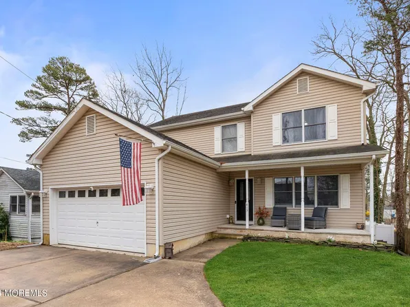 415 Lake Barnegat Drive S, Forked River, NJ 08731