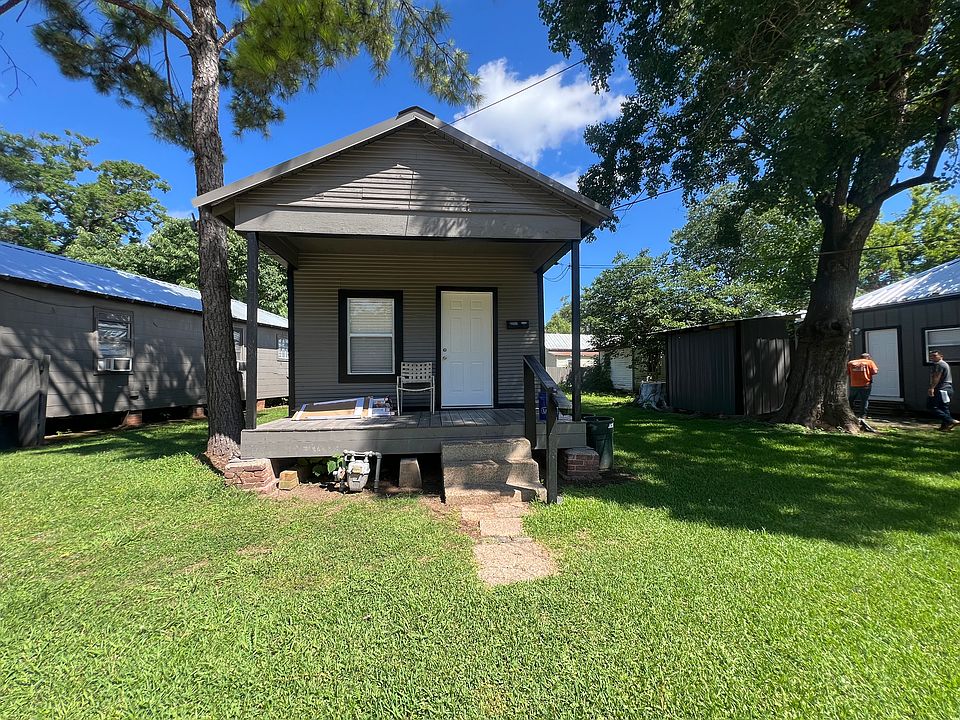 1st image of 2410 Marshall St