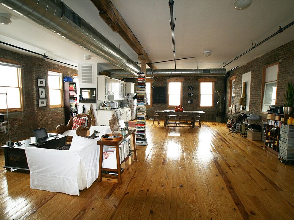 2nd image of 9-11 Crawford St APT 9