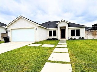 3300 E Bella Vista Ave, Alton, TX 78573
