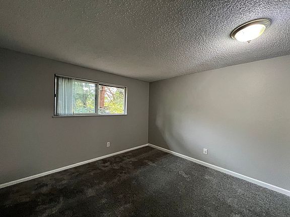 5th image of 911 SE 187th Ave #205