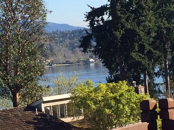 2nd image of 1423 187th Ave NE