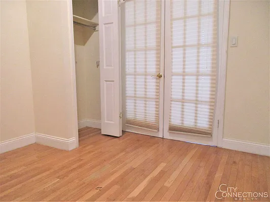 Rented by City Connections Realty | media 18