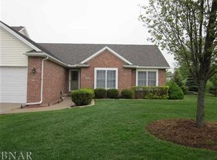 308 Fieldcrest Ct, Normal, IL 61761