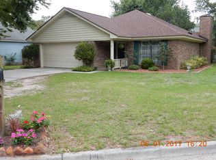 3 Candleberry Ct, Savannah, GA 31406