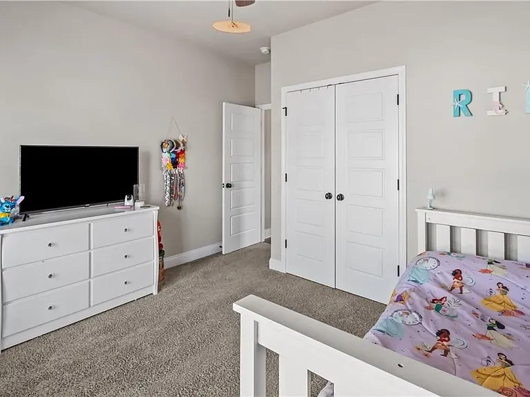 182 Gavin Way — Photo 41