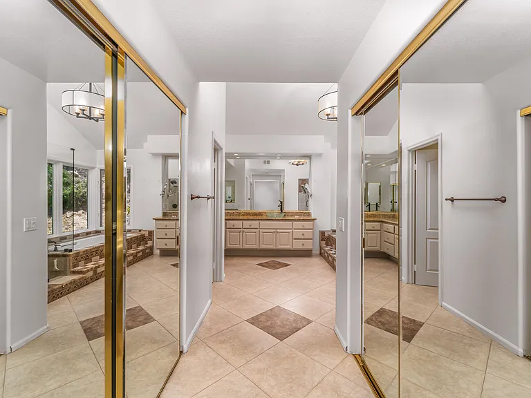 24961 Alicante Dr — Photo 26