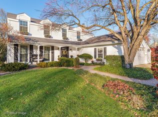 440 Hevern Dr, Wheaton, IL