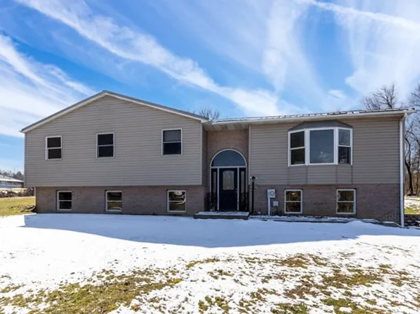 117 French Rd S, Darlington, PA 16115