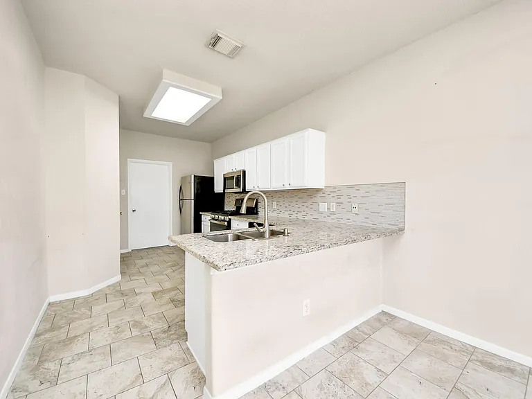 19439 Juniper Vale Cir — Photo 35