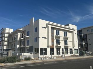 2085 N Main St #409, Sunset, UT 84015