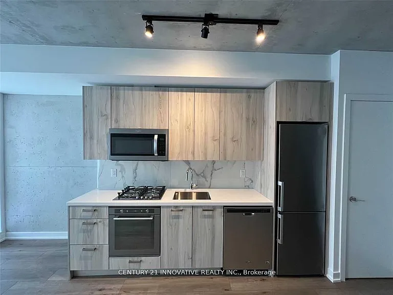 458 Richmond St W #905 — Photo 16