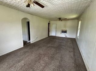 307 Broadway St, Fairfield, IL