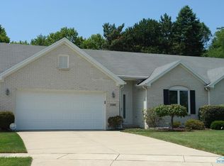 4388 N Watercrest Dr, Toledo, OH 43614
