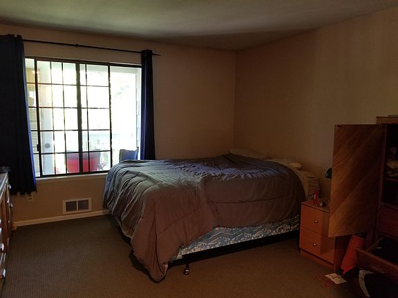 3rd image of 907 N 163rd St APT A33