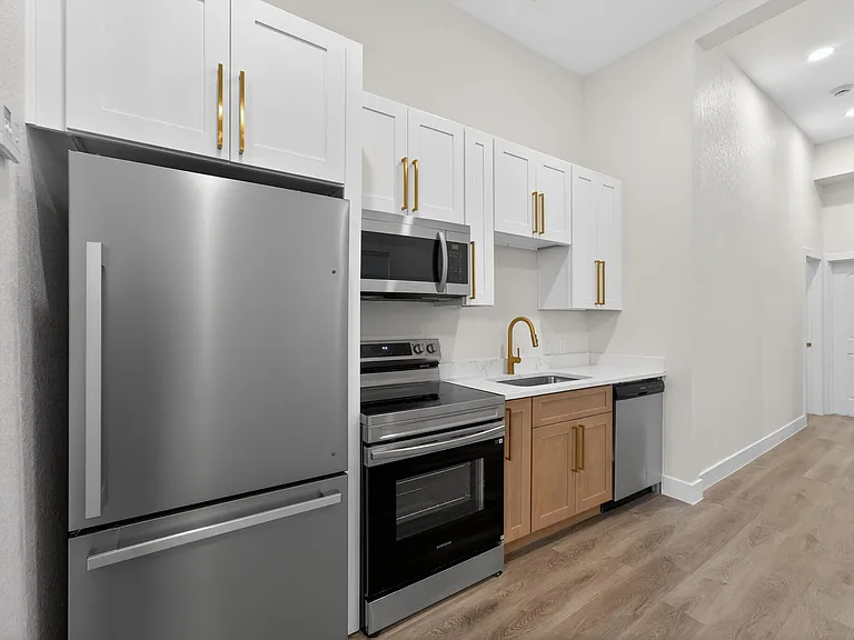 413 Nopal St #102 — Photo 9