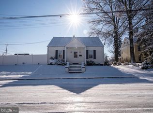 551 Hobart Ave, Hamilton, NJ