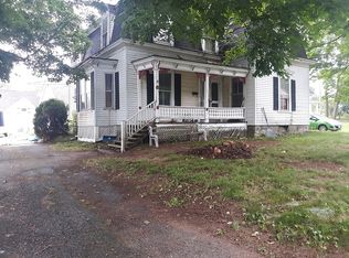 33 Lincoln St, Calais, ME 04619