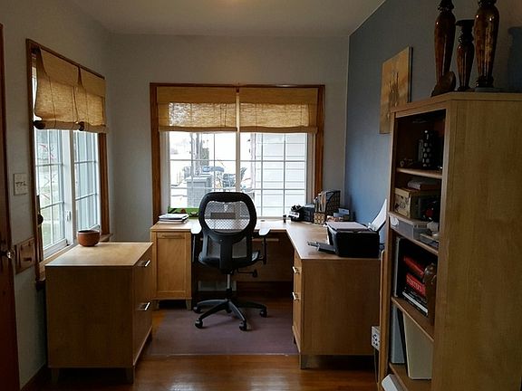 5th image of 302 Hayden Ave