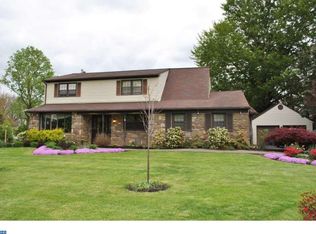 255 Saint Leonards Rd, Holland, PA 18966