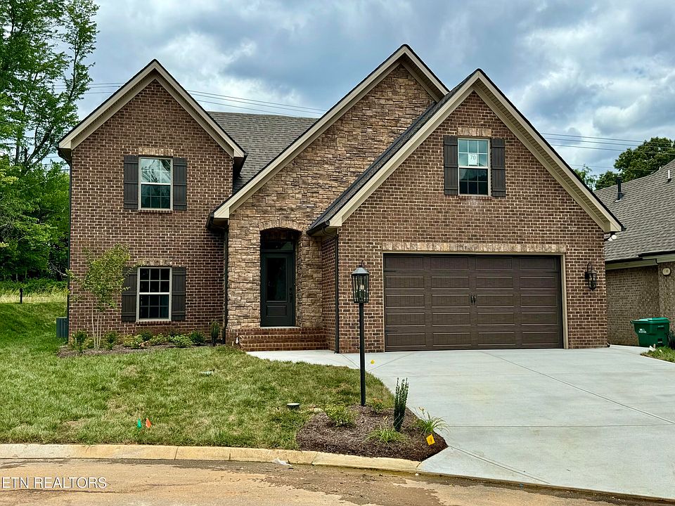 1st image of 8423 Sand Trap Ln