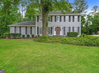 1425 Saint Dunstans Rd, Lithonia, GA 30058