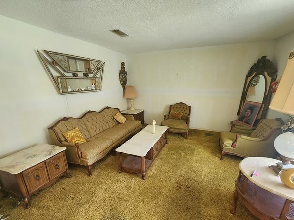34 Liberty St, Lumpkin, GA 31815