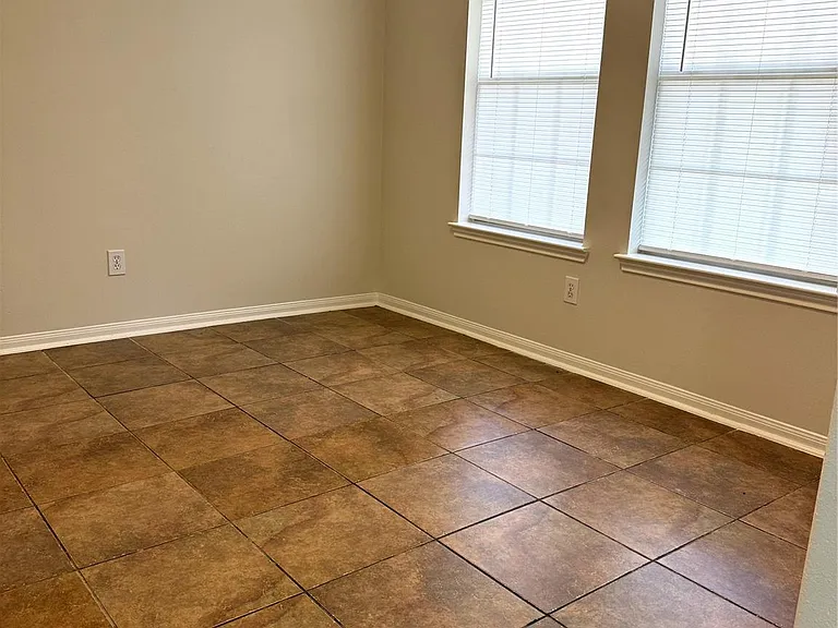 6023 Barany Ct — Photo 15