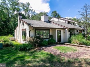 126 Five Crown Royal, Marlton, NJ 08053