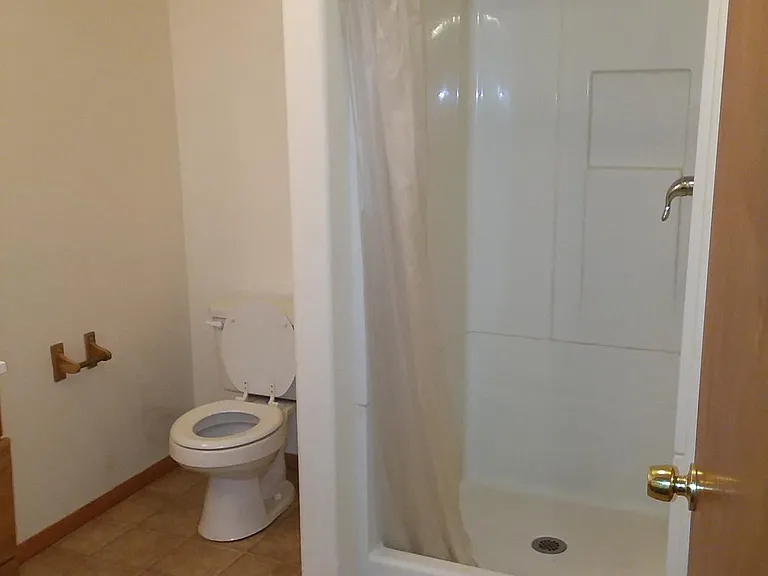 606 46th Avenue Ct — Photo 15