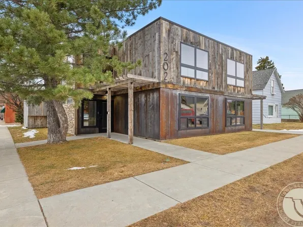 202 Hauser Ave S, Red Lodge, MT 59068