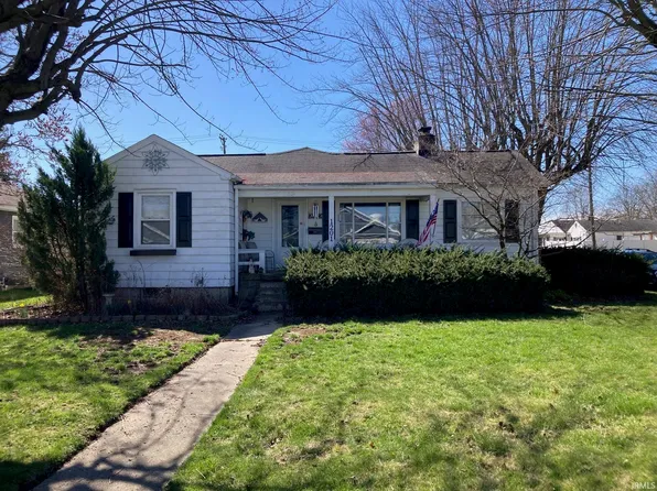 1201 E South St, Frankfort, IN 46041