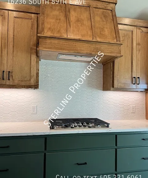 16236 S 89th East Ave — Photo 20