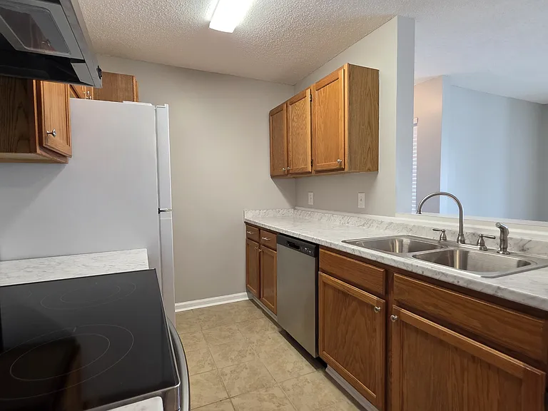 8642 S Bridge Dr #1 — Photo 33
