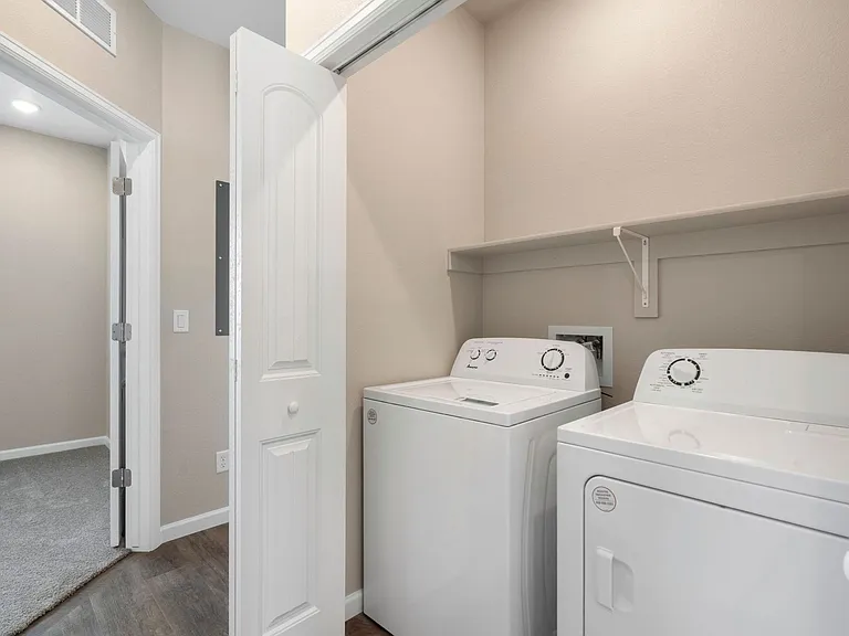 5210 Boulder Ct #102 — Photo 17