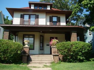 824 19th St, Rock Island, IL