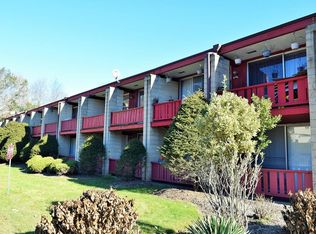 440 Viola Rd APT 20, Spring Valley, NY 10977